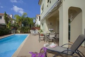 Alkioni 28 Villa Paralímni